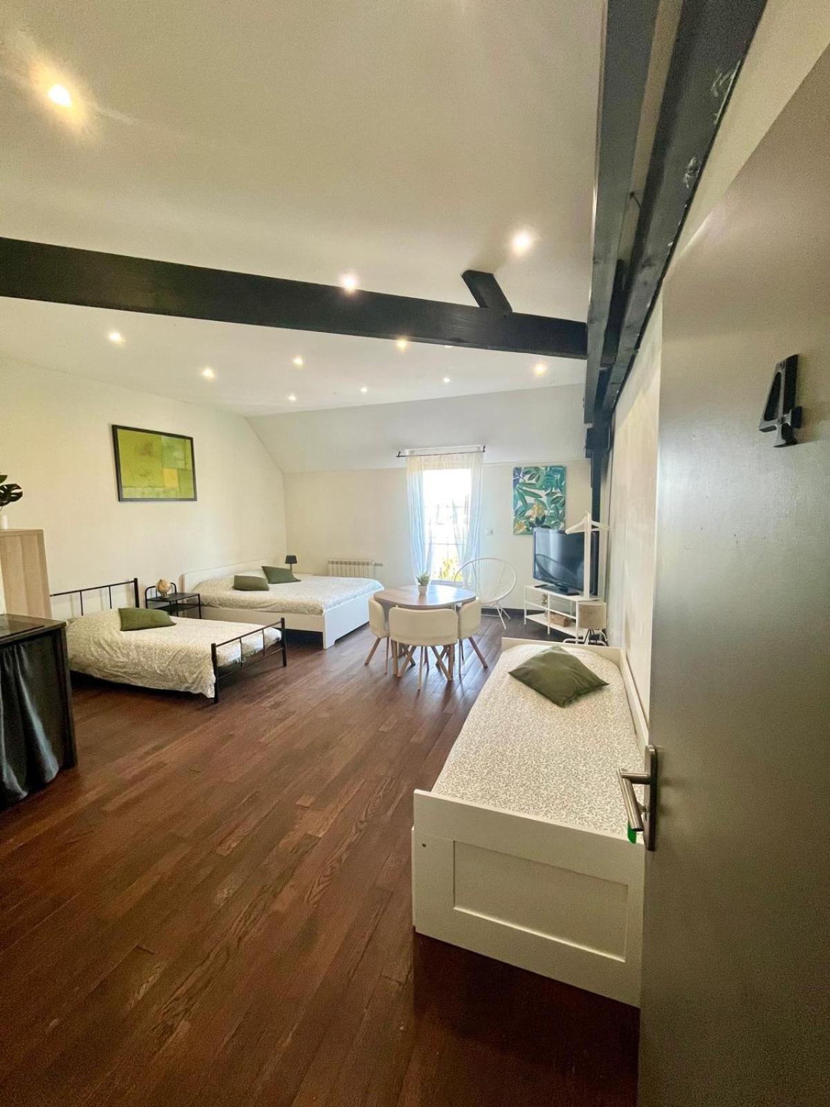 Bed and Breakfast Le Domaine des Archies Monéteau Zimmer foto