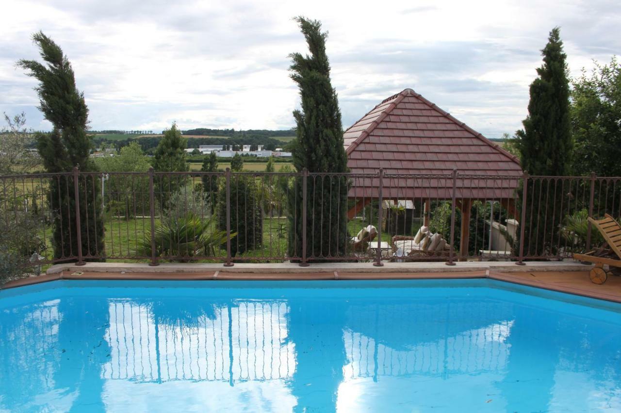 Bed and Breakfast Le Domaine des Archies Monéteau Exterior foto